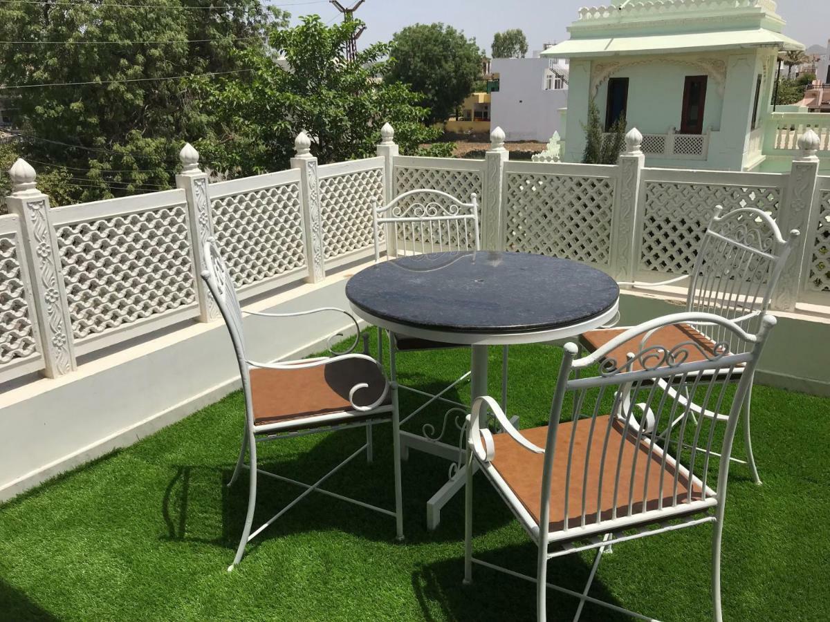 Royal Heritage Villa Udaipur Exterior photo